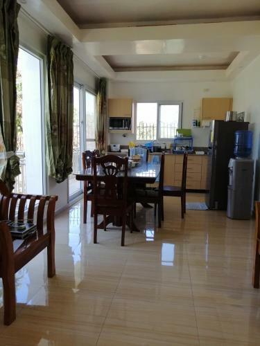 Apartamento Marlene's Hilltop Villa