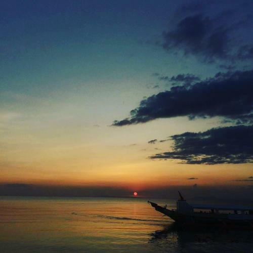 Anilao Port Transient House