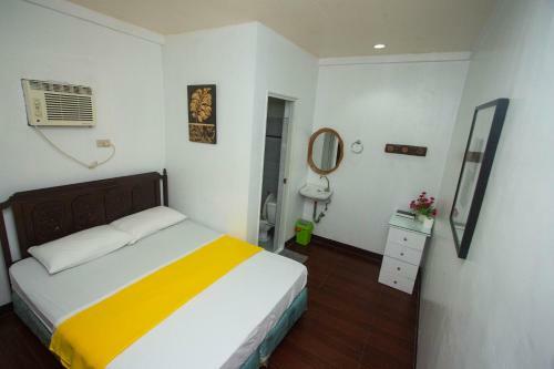 Hotel Raya Del Sol Dive Resort