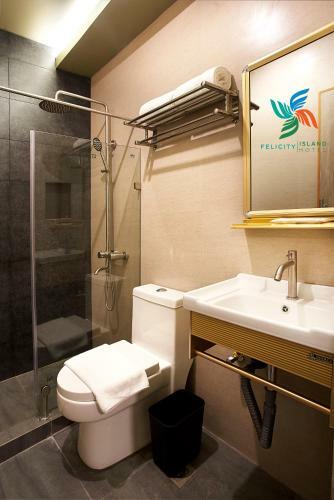 Felicity Island Hotel - Multiple Use Hotel