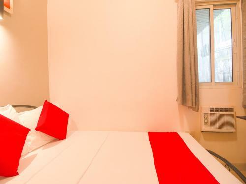 Hotel Vaccinated Staff-oyo 624 Barrio House Mactan