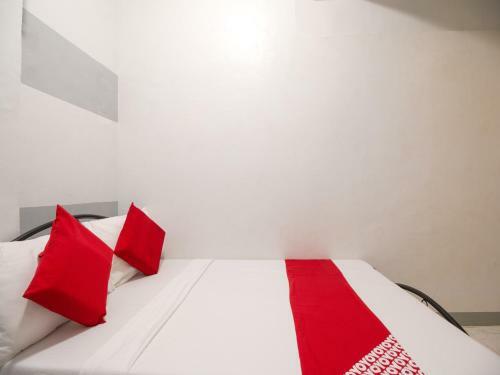 Hotel Vaccinated Staff-oyo 624 Barrio House Mactan