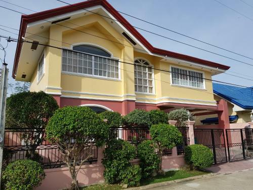 Stay Amare Pacific Grand Magnolia