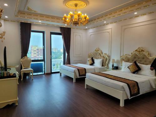 Hotel Kh�ch S?n Hoa ?�ng