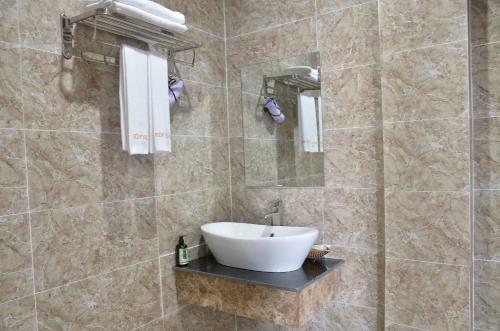 Kim Ng�n II Hotel