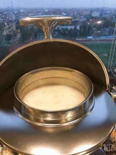 Apartamento Kh�ch S?n Quang Vinh