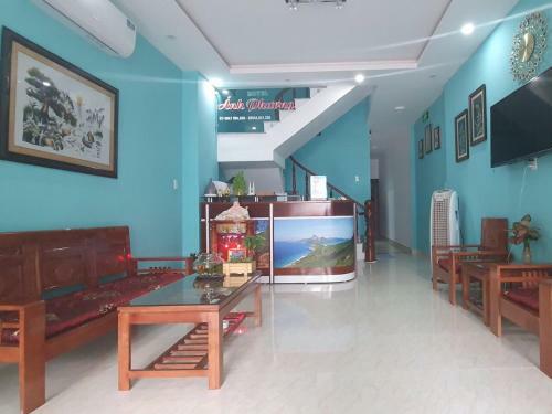 Hotel Kh�ch S?n Mini �nh Ph??ng