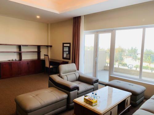 Duy Tan Quang Binh Hotel & Resort