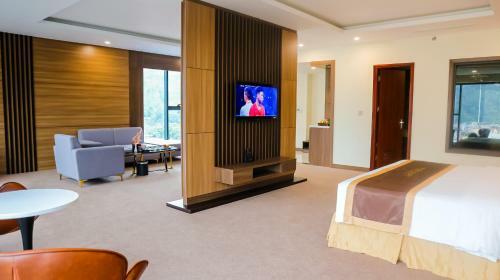 Yen Bien Luxury Hotel