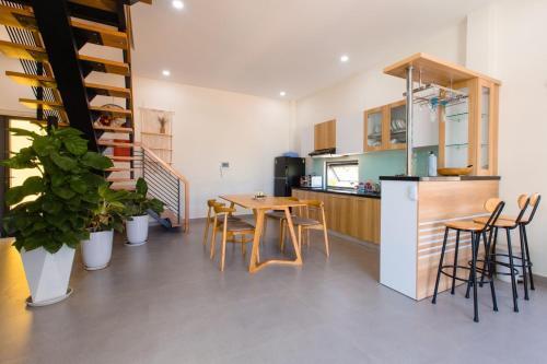 Alina Apartment & Villa
