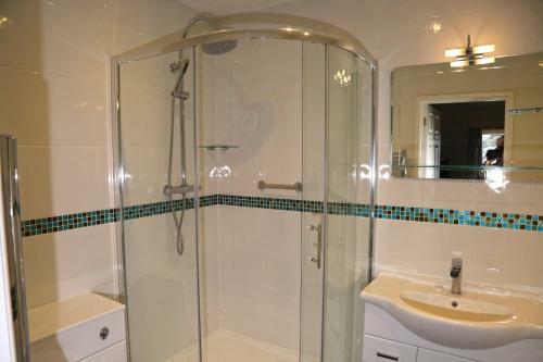 Hostal Westberry Hotel