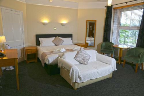 Hostal Westberry Hotel