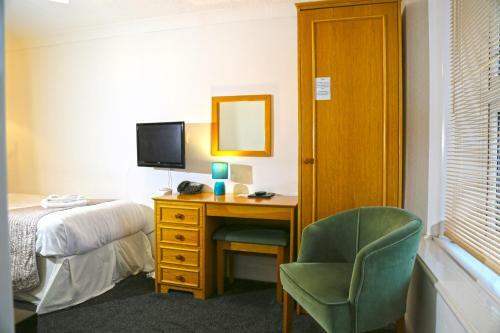 Hostal Westberry Hotel