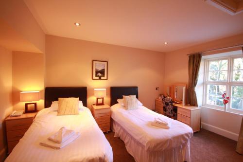 Aberdunant Hall Country Hotel