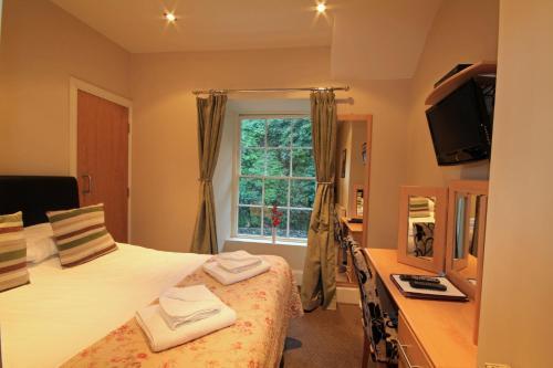 Aberdunant Hall Country Hotel