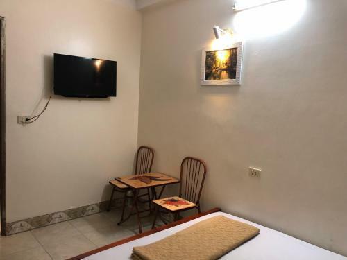 Bed & Breakfast V A Motel