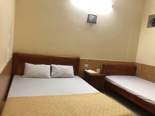 Bed & Breakfast V A Motel