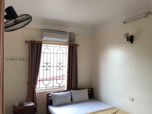 Bed & Breakfast V A Motel