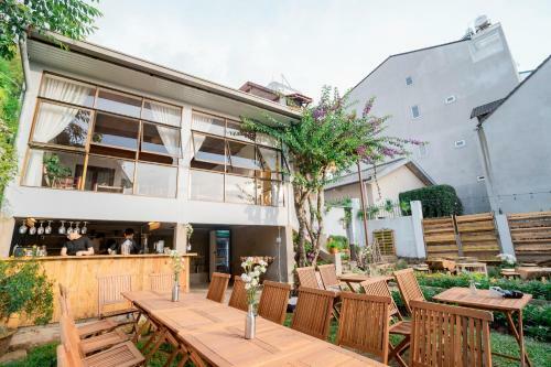 Hostal Le Divan Dalat