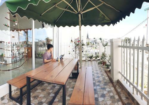 Love, Cassie Luxury Homestay