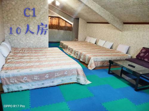 Bed & Breakfast Pleasure Leisure Villa