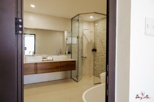B�ng Villa Hotel & Apartment