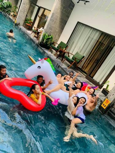 B�ng Villa Hotel & Apartment