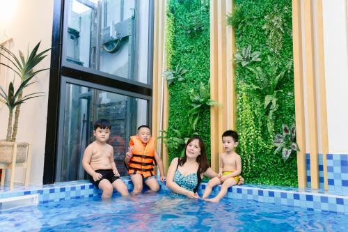 New World Hotel