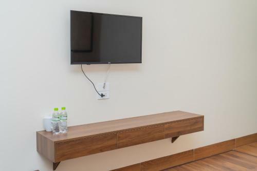 Hotel Kh�ch S?n Ho�ng Y?n