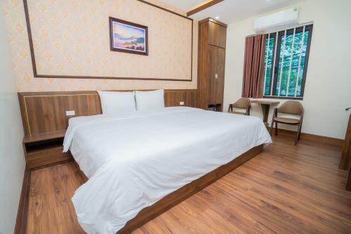 Hotel Kh�ch S?n Ho�ng Y?n