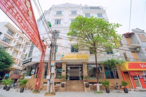 Hotel Kh�ch S?n Ho�ng Y?n