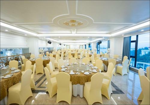 Grand View Palace Ha Long Hotel