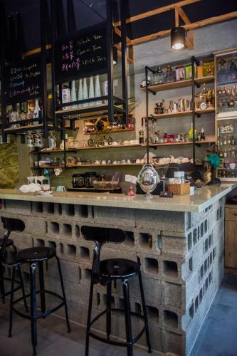 71 Cafe B&B