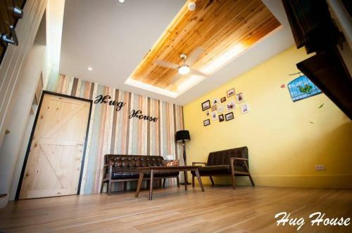Hug House B&B