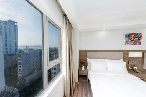 Golden Rose Hotel