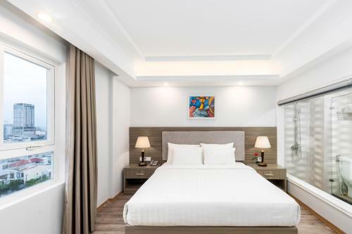 Golden Rose Hotel