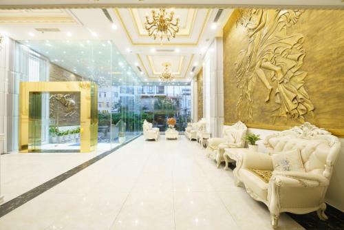 Golden Rose Hotel