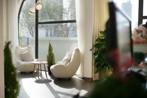 Maple Suite Hotel & Apartment