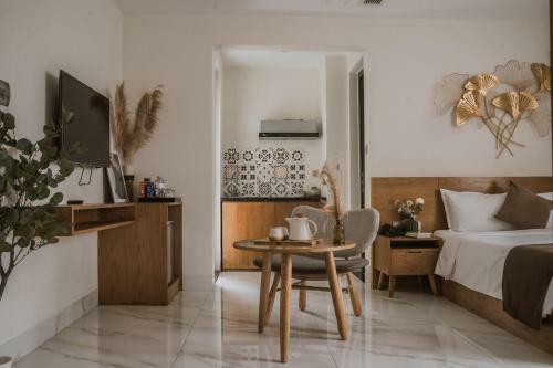 Maple Suite Hotel & Apartment