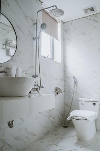 Maple Suite Hotel & Apartment