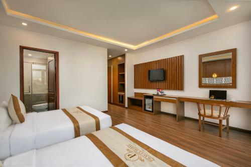 Prague Hotel