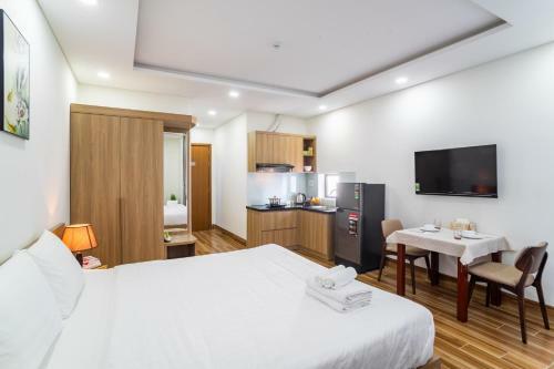 The Navis Hotel & Apartment