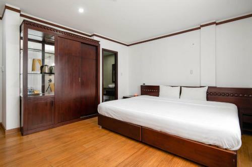 Brody Beach Hotel