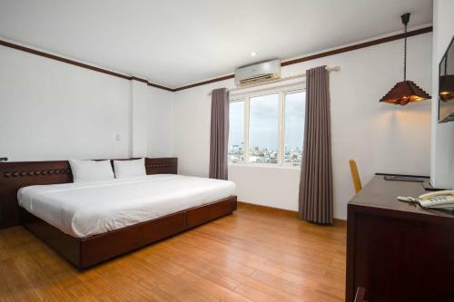 Brody Beach Hotel