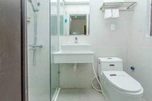 Hotel Oyo 1048 Marina Apartment