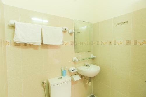 Oyo 1093 Tay Hai Hotel 2