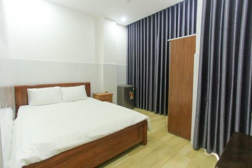 Hotel Oyo 1068 Fussa Hostel And Apartment