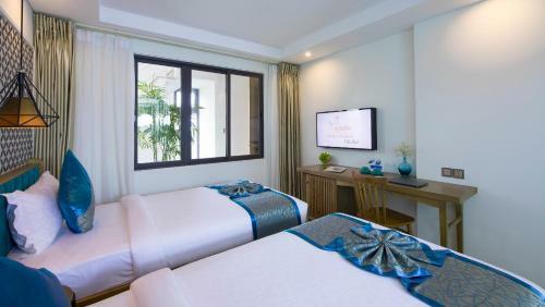 Brilliant Majestic Hotel