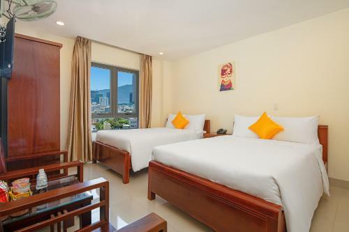 Lotus Rock 05 Hotel