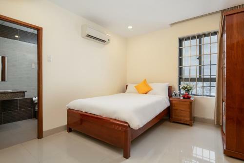 Lotus Rock 05 Hotel